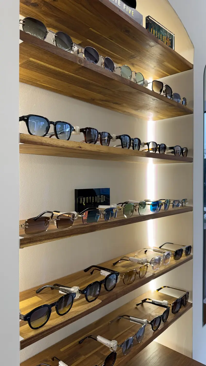 Lunettes de soleil Andybrook et Eye Five chez Maître Lunetier Tours